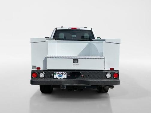 Oxford White 2026 Ford F-250 XL