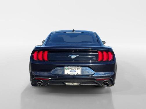 2021 Ford Mustang EcoBoost