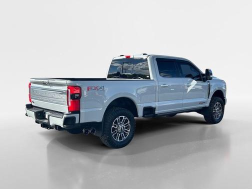 Avalanche 2026 Ford F-250 Platinum