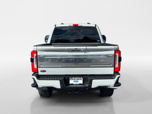 Avalanche 2026 Ford F-250 Platinum