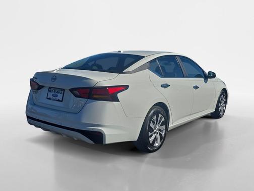 2025 Nissan Altima S