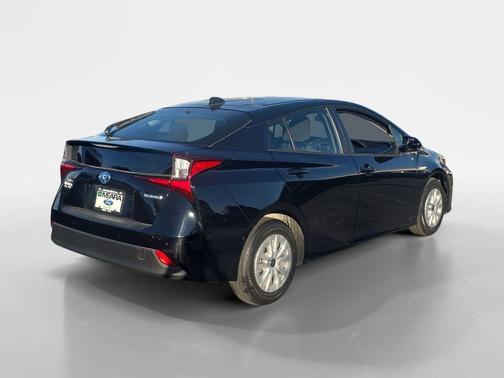 2020 Toyota Prius L