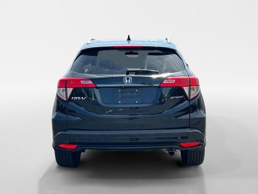 Crystal Black Pearl 2021 Honda HR-V Sport