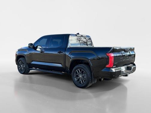2022 Toyota Tundra Platinum