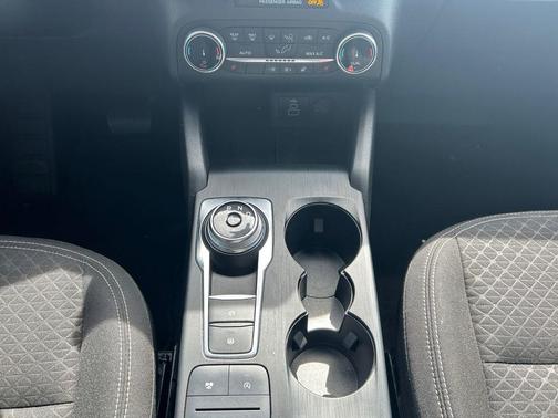 Carbonized Gray Metallic 2024 Ford Escape Active