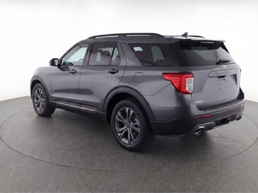 Carbonized Gray Metallic 2023 Ford Explorer XLT