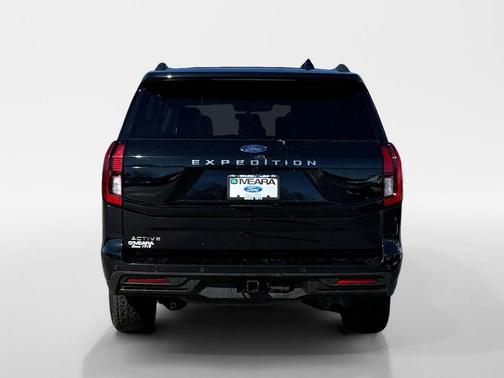 Black Metallic 2025 Ford Expedition Active