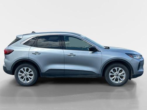 Iconic Silver Metallic 2024 Ford Escape Active