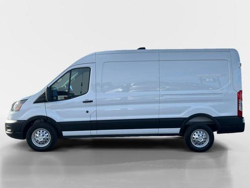 2026 Ford Transit-250 148 WB Medium Roof Cargo