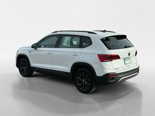 Pure White 2023 Volkswagen Taos 1.5T S