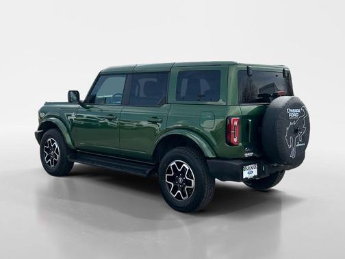 Eruption Green Metallic 2025 Ford Bronco Outer Banks