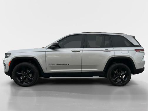 2024 Jeep Grand Cherokee Laredo