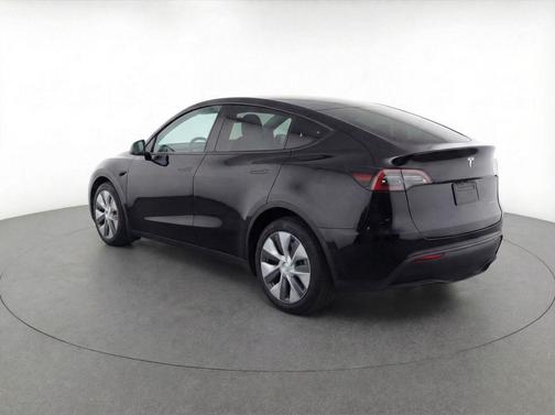 Black 2023 Tesla Model Y Long Range