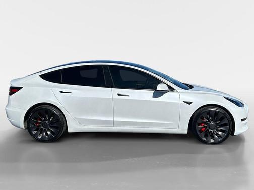 2023 Tesla Model 3 Performance