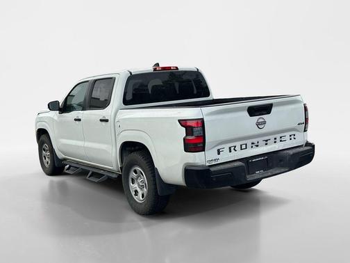 Glacier White 2022 Nissan Frontier S