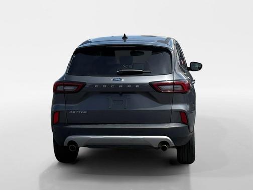 Carbonized Gray Metallic 2024 Ford Escape Active