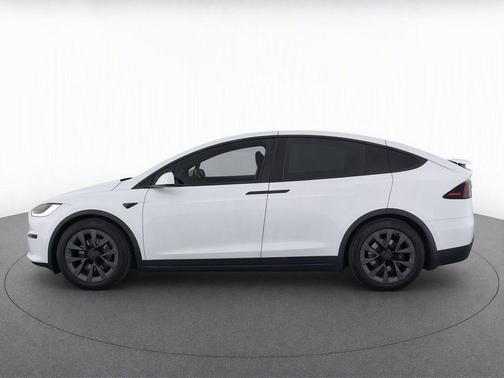 Pearl White Multi 2022 Tesla Model X Base