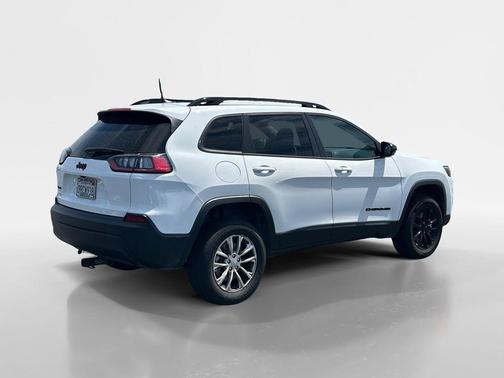Bright White Clearcoat 2023 Jeep Cherokee Altitude Lux