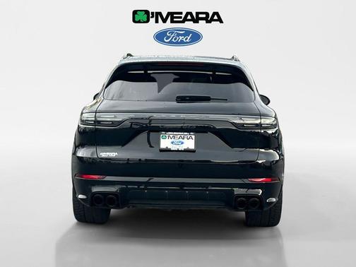 2021 Porsche Cayenne GTS