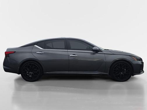 2024 Nissan Altima 2.5 SL