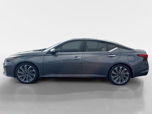 2024 Nissan Altima 2.5 SL