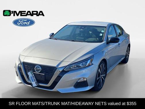 2022 Nissan Altima 2.5 SR