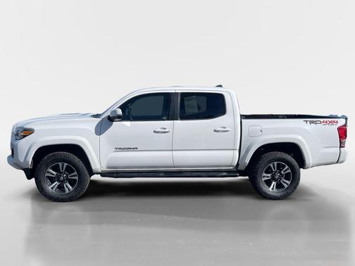2016 Toyota Tacoma TRD Sport