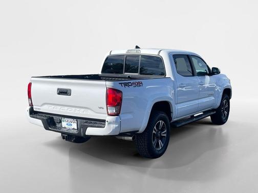 2016 Toyota Tacoma TRD Sport