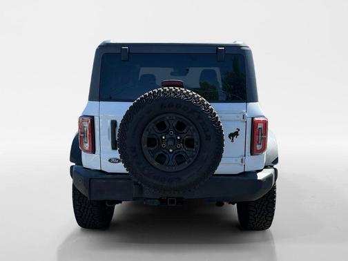 Oxford White 2023 Ford Bronco Wildtrak