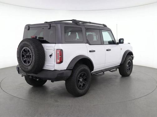 Oxford White 2023 Ford Bronco Wildtrak