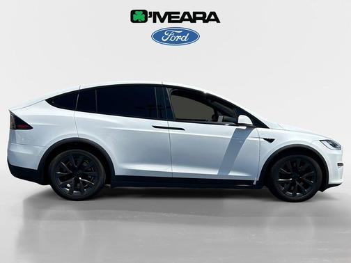 2022 Tesla Model X Base