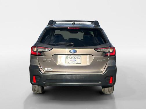 Brilliant Bronze Metallic 2022 Subaru Outback Premium