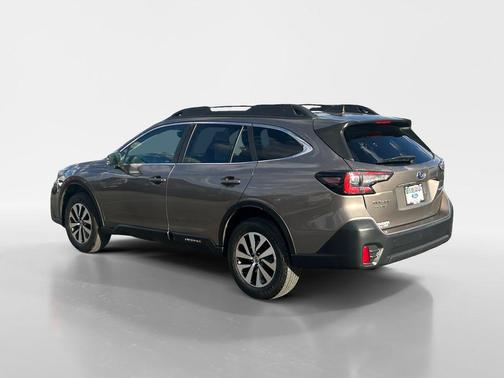 Brilliant Bronze Metallic 2022 Subaru Outback Premium
