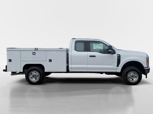 Carbonized Gray Metallic 2026 Ford F-250 XL