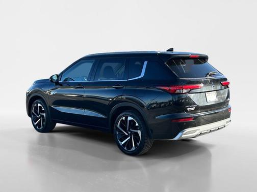 2024 Mitsubishi Outlander PHEV SEL