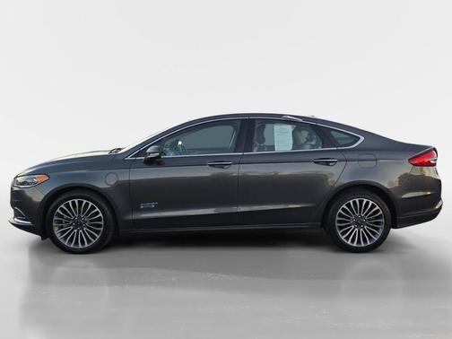 2018 Ford Fusion Energi SE Luxury