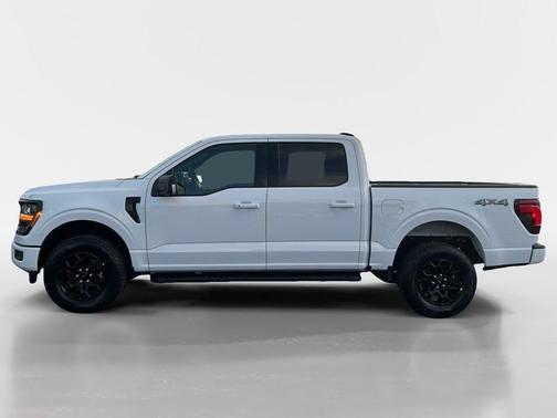 Oxford White 2025 Ford F-150 XLT