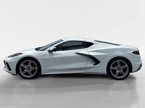 Arctic White 2023 Chevrolet Corvette Stingray w/1LT