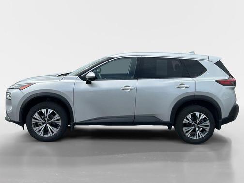 Brilliant Silver Metallic 2021 Nissan Rogue SV