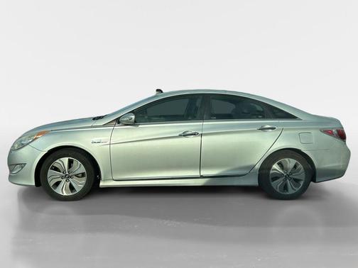 Starlight Silver 2015 Hyundai SONATA Hybrid Limited