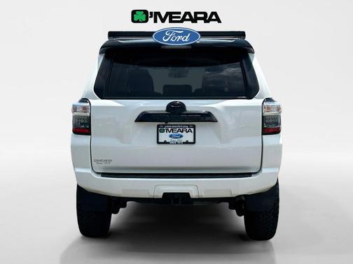2020 Toyota 4Runner Venture