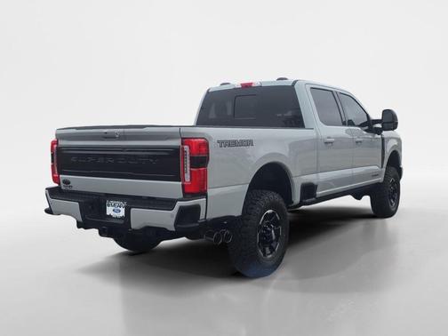 2025 Ford F-350 Platinum