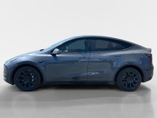 Midnight Silver Metallic 2023 Tesla Model Y Long Range