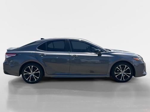 Predawn Gray Mica 2020 Toyota Camry SE