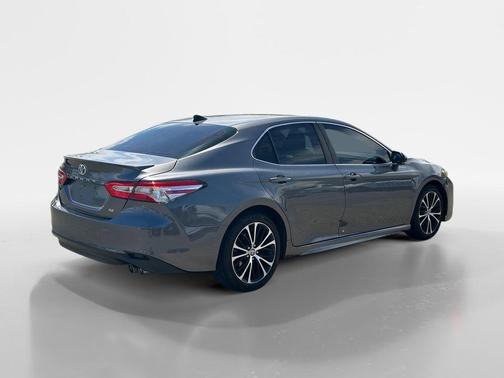 Predawn Gray Mica 2020 Toyota Camry SE