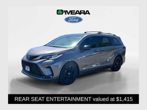 2022 Toyota Sienna XSE 7 Passenger