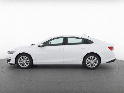 Summit White 2025 Chevrolet Malibu LT