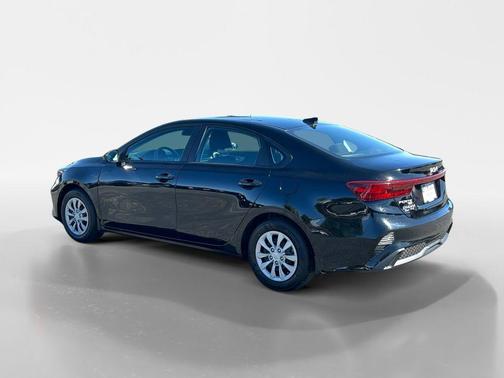 2024 Kia Forte LX