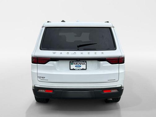 Bright White Clearcoat 2022 Jeep Wagoneer Series III