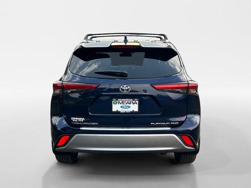 Blueprint 2023 Toyota Highlander Platinum